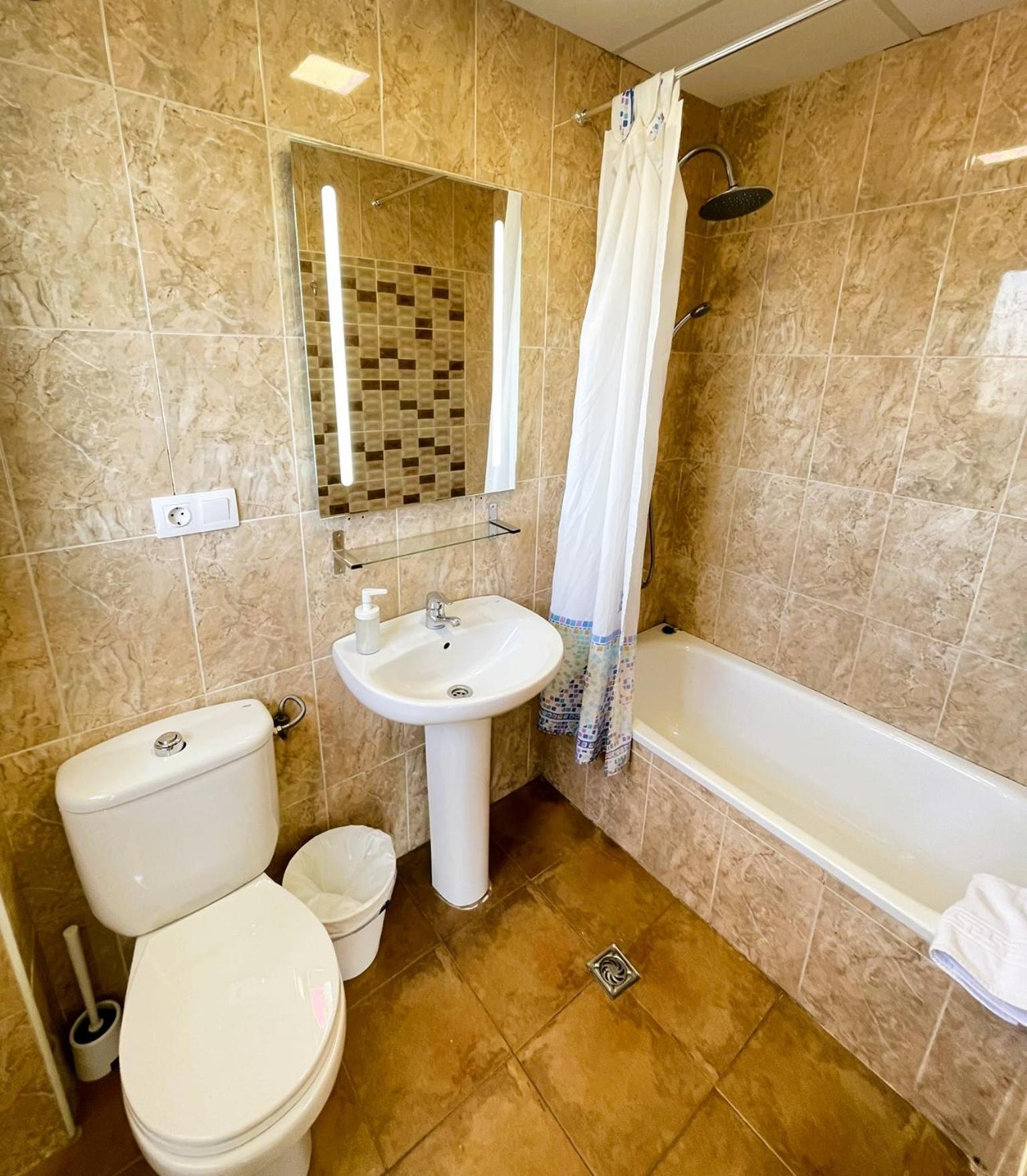 Deluxe Double Room with Balcony,1660379897:JPEG